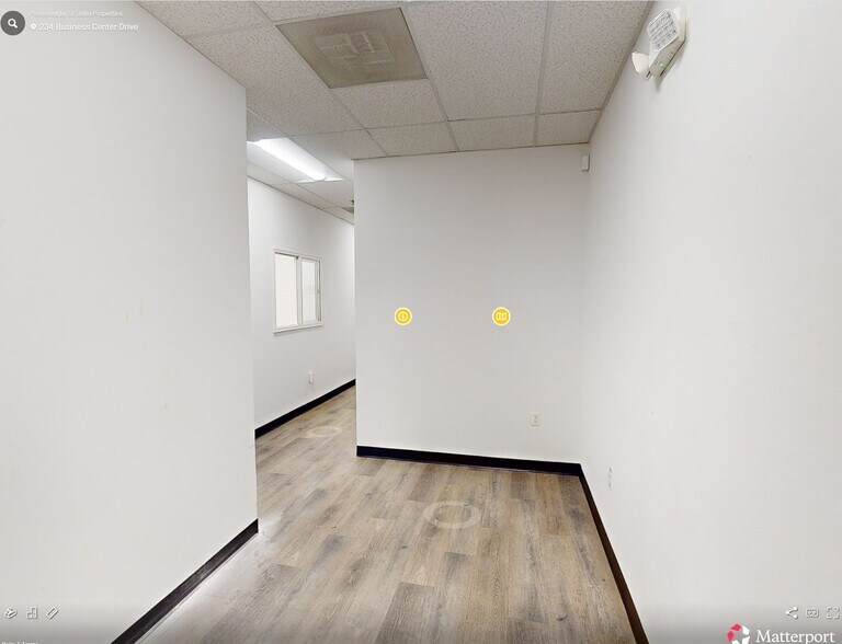 100-166 Business Center Dr, Reisterstown, MD à louer - Numérisation 3D Matterport – Image 2 sur 18