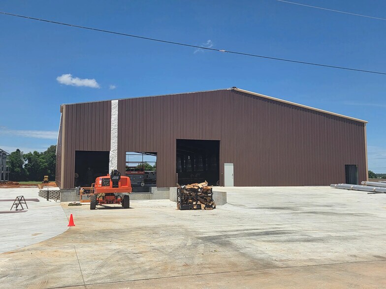 7385 Greenbrier Rd, Madison, AL à louer - Photo de la construction – Image 2 sur 3