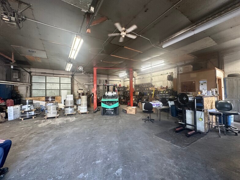 1602 E Cass St, Joliet, IL à vendre - Photo de l’immeuble – Image 2 sur 6
