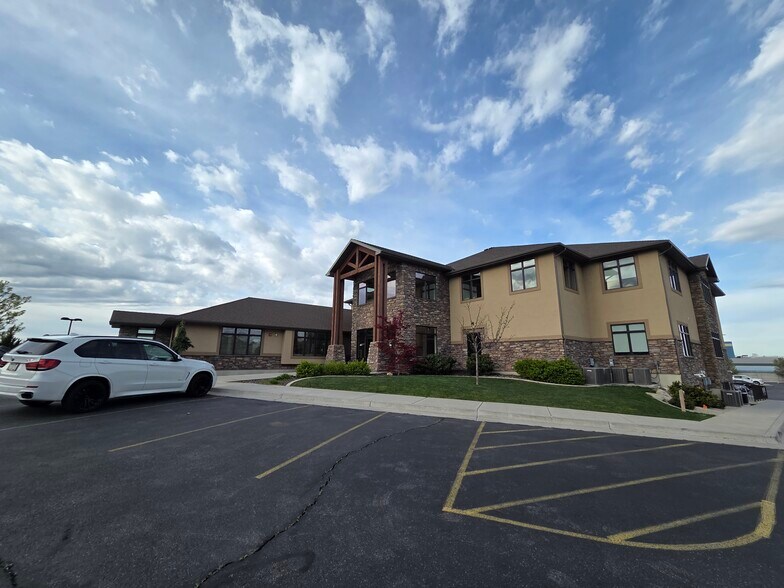 2797 N Highway 89, Pleasant View, UT à louer - Photo de l’immeuble – Image 2 sur 8