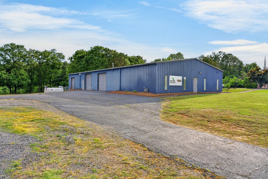 2969 Nazareth Rd, Wellford, SC à vendre - Photo principale – Image 1 sur 32