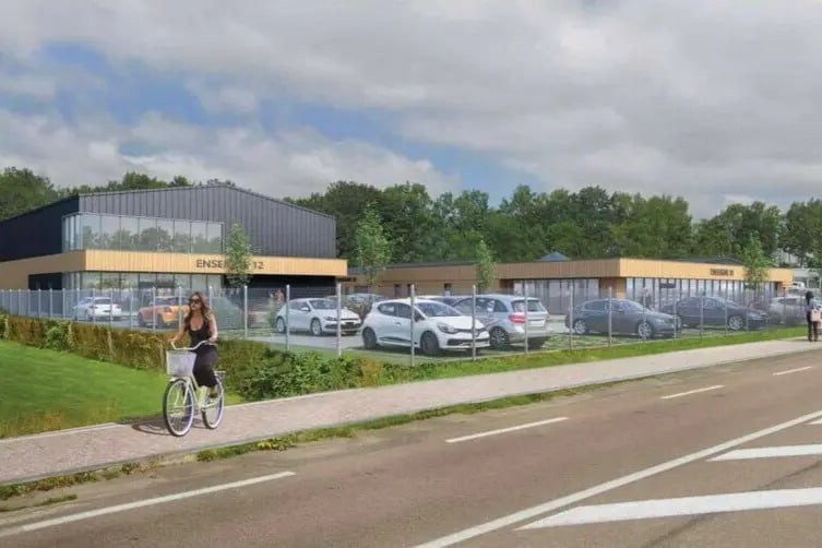 Local d'activités dans Valliquerville à vendre - Photo de l’immeuble – Image 1 sur 4