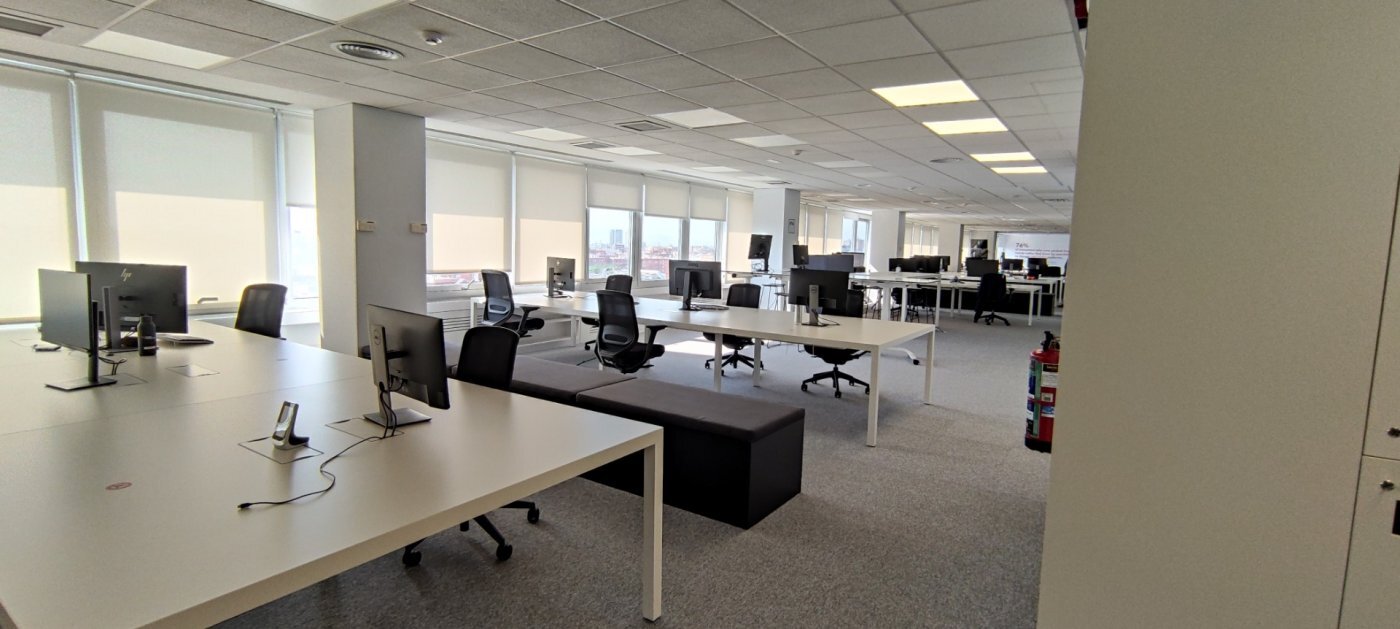 Bureau dans Madrid, Madrid à louer Plan d’étage– Image 1 sur 3