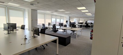 Bureau dans Madrid, Madrid à louer Plan d’étage– Image 1 sur 3
