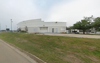 Plus de détails pour 17250 Stony Plain Rd, Edmonton, AB - Bureau/Local commercial à louer