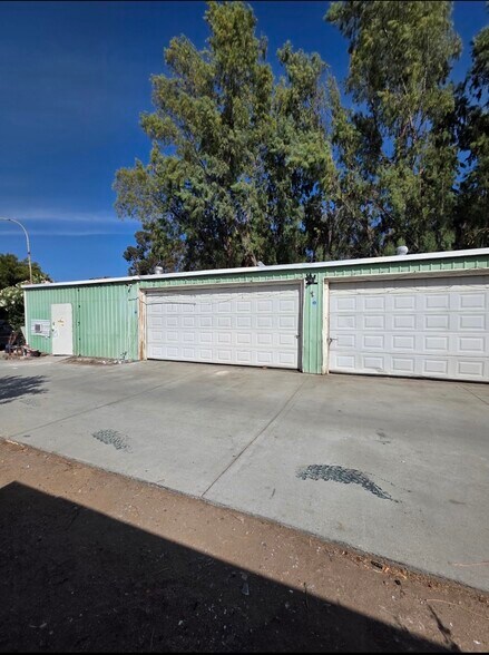 17320 Grand Ave, Lake Elsinore, CA à louer - Photo de l’immeuble – Image 2 sur 6