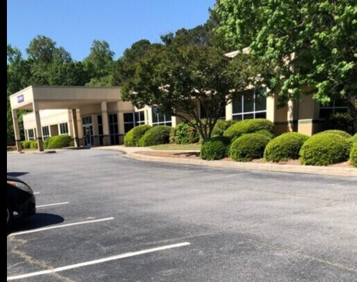 2355 W Arlington Blvd, Greenville, NC à vendre - Photo de l’immeuble – Image 2 sur 2