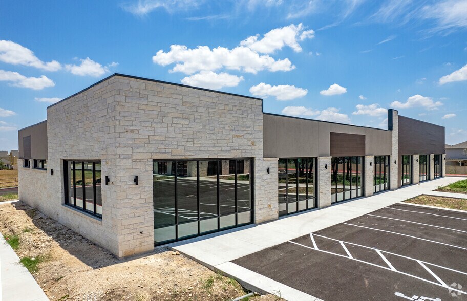 12621 W Hero Way, Leander, TX à louer - Photo de l’immeuble – Image 2 sur 2