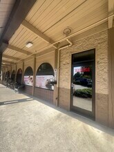 6100-6130 SE King Rd, Portland, OR à louer Photo intérieure– Image 2 sur 6