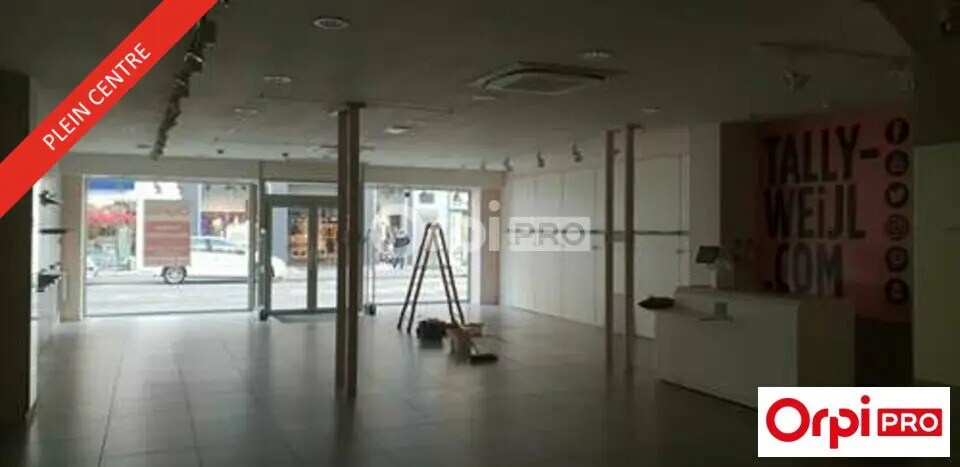 Local commercial dans Romans-sur-Isère à louer - Photo de l’immeuble – Image 3 sur 5