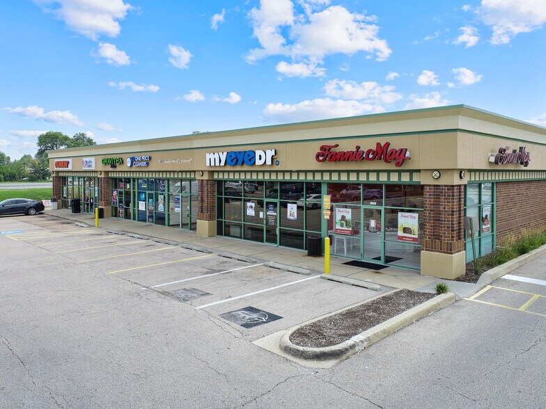 11-79 S Randall Rd, Batavia, IL à louer - Photo de l’immeuble – Image 3 sur 9