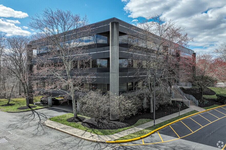 300 Alexander Park, Princeton, NJ à louer - Photo de l’immeuble – Image 2 sur 6