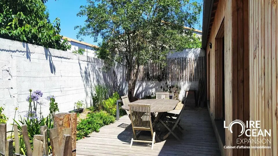Bureau dans Rezé à louer - Photo de l’immeuble – Image 3 sur 6