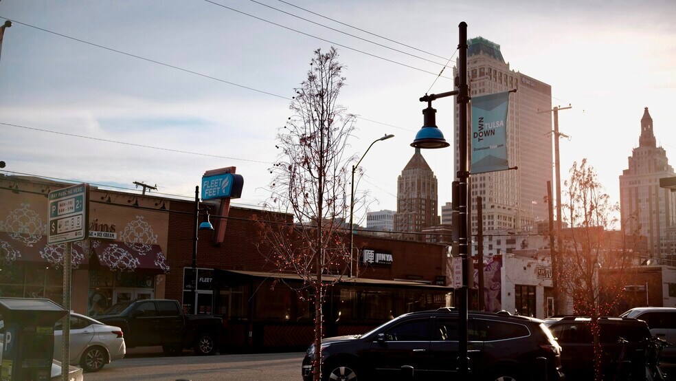 416-420 E 2nd St, Tulsa, OK à louer - Photo de l’immeuble – Image 3 sur 22