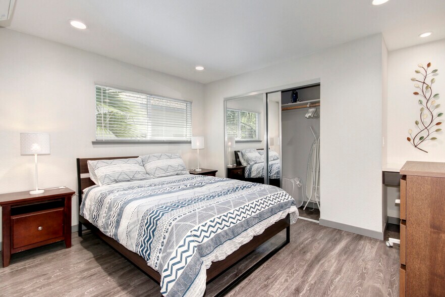 1317 F St, Sacramento, CA à vendre - Photo intérieure – Image 2 sur 18