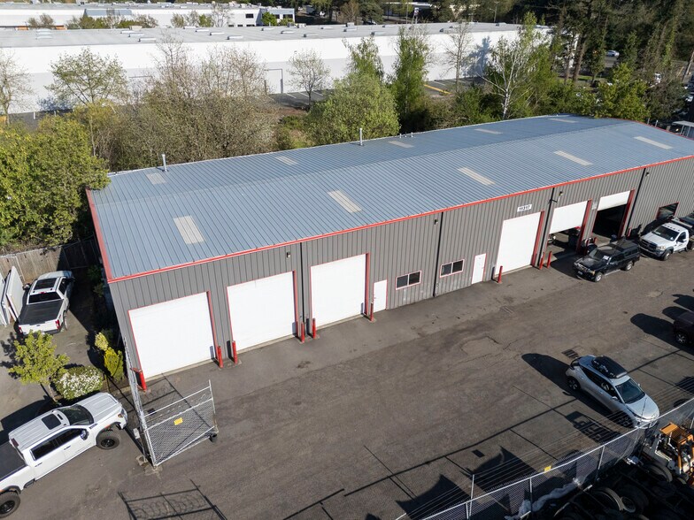 11233 SE Foster Rd, Portland, OR à louer - Photo de l’immeuble – Image 2 sur 10