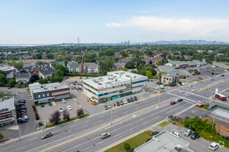 2035 Av Victoria, St-Lambert, QC - VUE AÉRIENNE  vue de carte