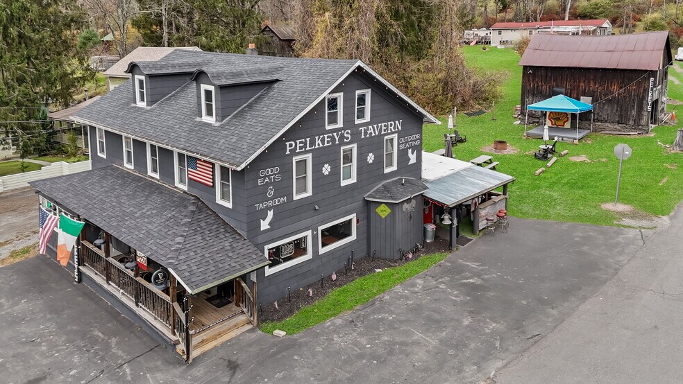 553 County Road 94, Hankins, NY à vendre - Photo de l’immeuble – Image 3 sur 47