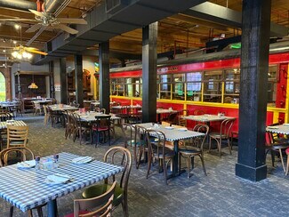 Plus de détails pour 689 N Clinton St, Syracuse, NY - Local commercial à louer