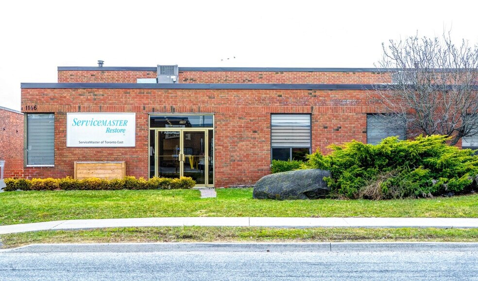 1146 Aerowood Dr, Mississauga, ON à louer - Photo de l’immeuble – Image 3 sur 16