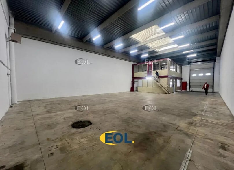 65 Rue Marcel Dassault, Bondy à louer - Photo de l’immeuble – Image 2 sur 7