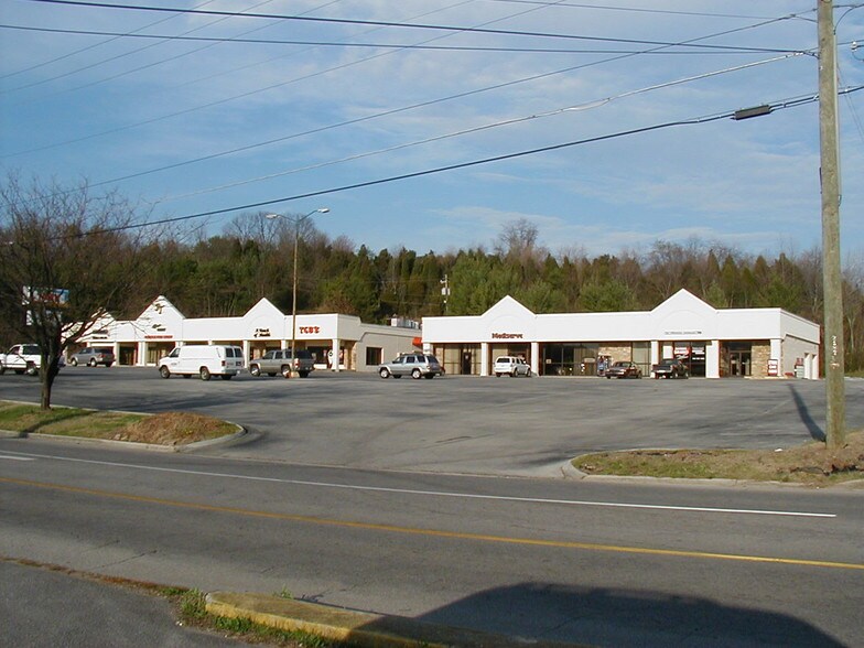 350-400 E Economy Rd, Morristown, TN à louer - Photo de l’immeuble – Image 3 sur 3