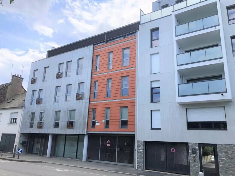 Bureau dans Rennes à louer - Photo de l’immeuble – Image 1 sur 14