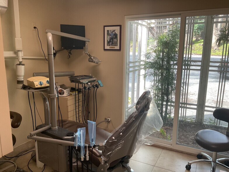 965 Pacific St, Monterey, CA à vendre - Photo intérieure – Image 3 sur 4