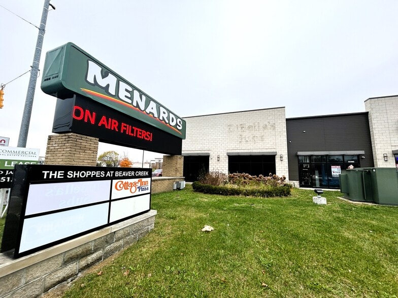 32373-32401 Van Dyke Ave, Warren, MI à vendre - Photo de l’immeuble – Image 3 sur 18