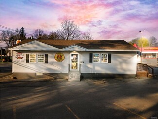 Plus de détails pour 32 Chenango Ave, Clinton, NY - Local commercial à vendre
