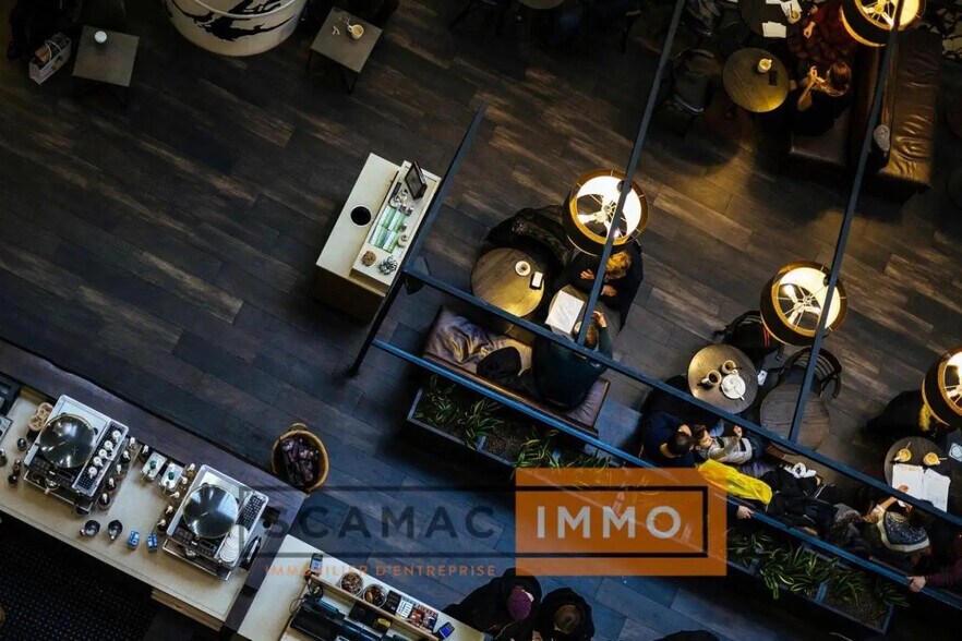 Local commercial dans Fréjus à vendre - Photo de l’immeuble – Image 3 sur 4