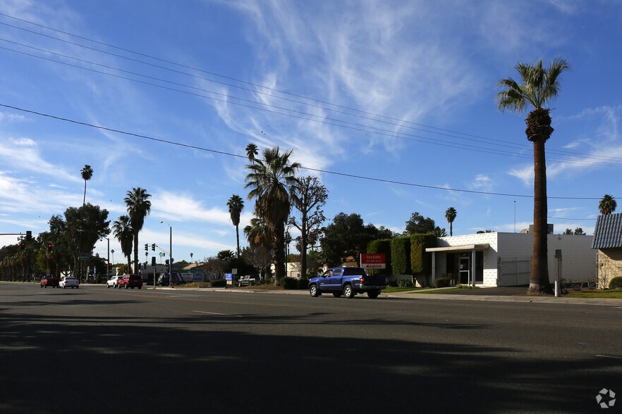 3239 Chicago Ave, Riverside, CA à vendre - Photo de l’immeuble – Image 3 sur 3