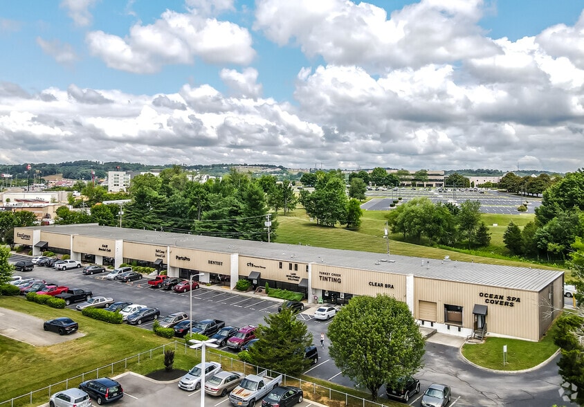 310 Simmons Rd, Knoxville, TN à vendre - Photo de l’immeuble – Image 2 sur 13