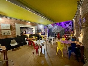 Local commercial dans Esplugues de Llobregat, Barcelona à louer Photo intérieure– Image 2 sur 16