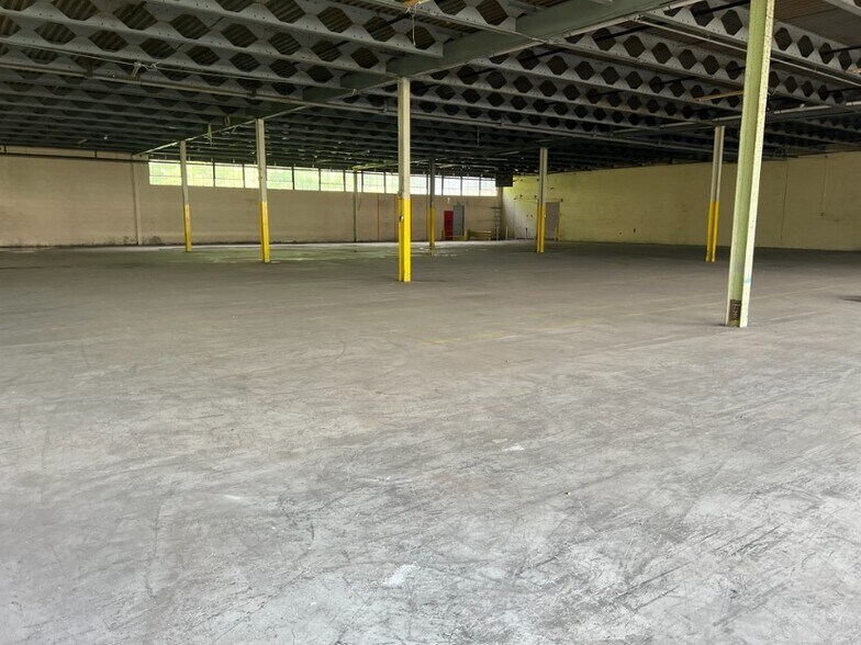 342 US Highway 22, Green Brook, NJ à vendre - Photo intérieure – Image 3 sur 6