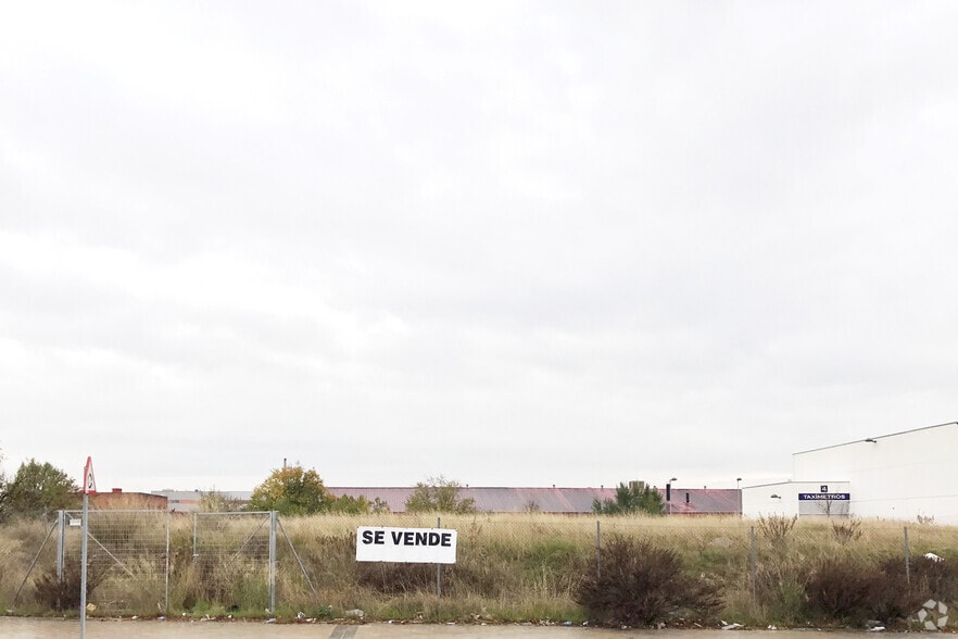 Avenida del Parque, 2, Madrid, Madrid à louer - Photo principale – Image 1 sur 2