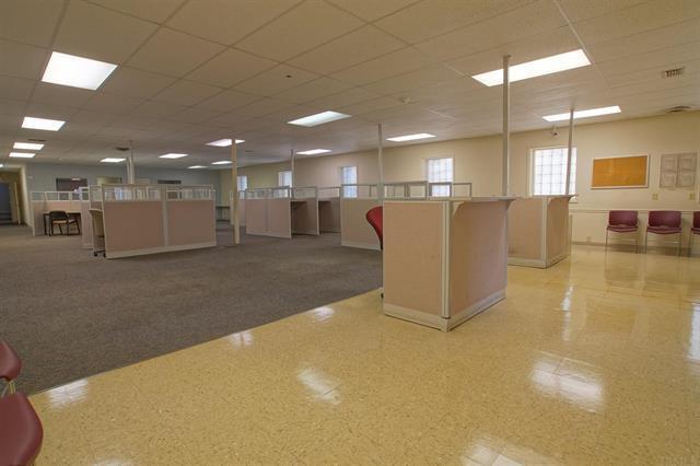 719 S Buffalo St, Warsaw, IN à louer - Photo de l’immeuble – Image 3 sur 23