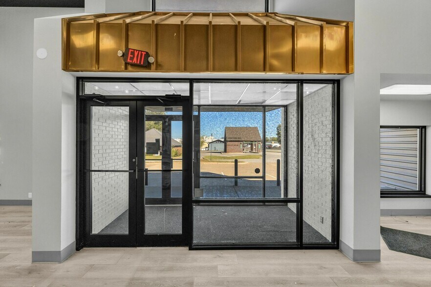 400 N Mission St, Sapulpa, OK à vendre - Photo de l’immeuble – Image 3 sur 5