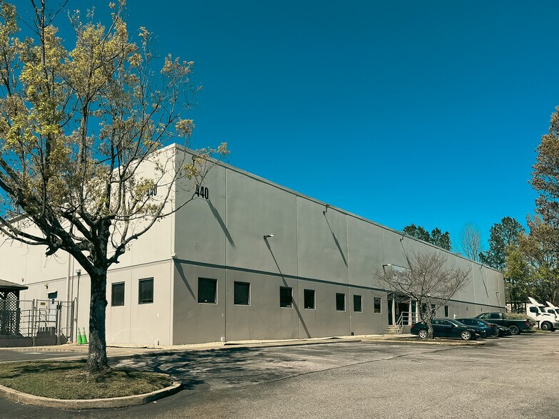 440 Industrial Ln, Birmingham, AL à louer - Photo principale – Image 1 sur 5