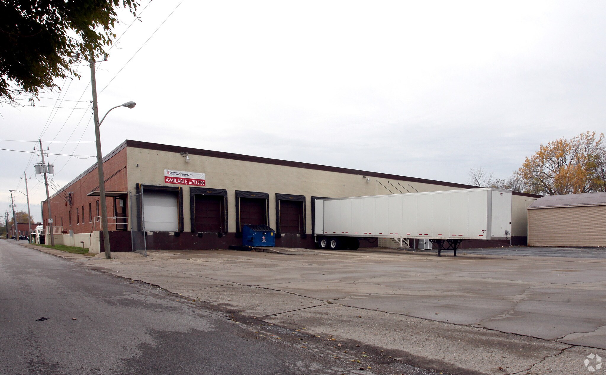 68 N Gale St, Indianapolis, IN à louer Photo de l’immeuble– Image 1 sur 5