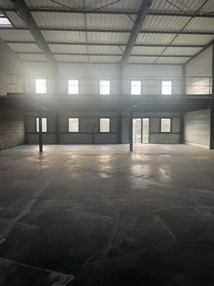 Local d'activités dans Le Havre à vendre - Photo intérieure – Image 3 sur 4