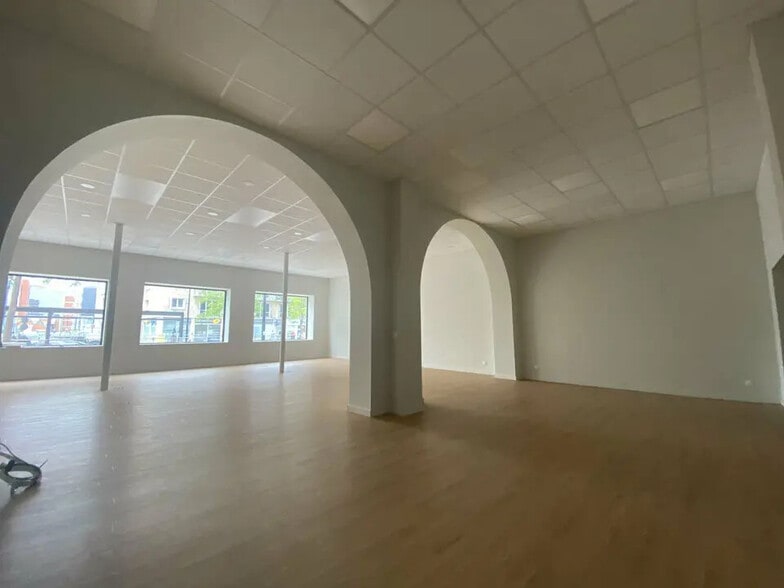 Bureau dans Le Havre à louer - Photo de l’immeuble – Image 1 sur 5