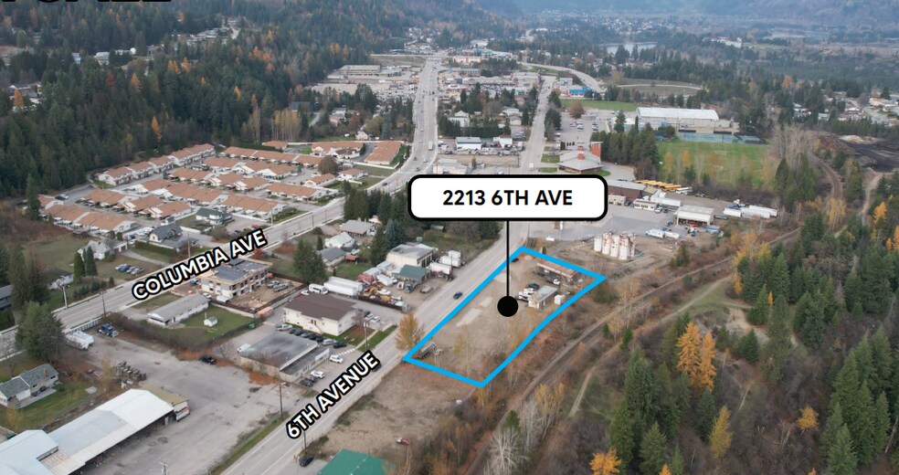 2213 6th Av, Castlegar, BC à vendre - Plan de site – Image 2 sur 3