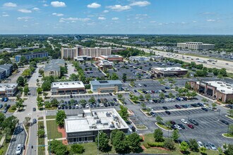 1823 Freedom Dr, Naperville, IL - Vue aérienne  vue de carte - Image1