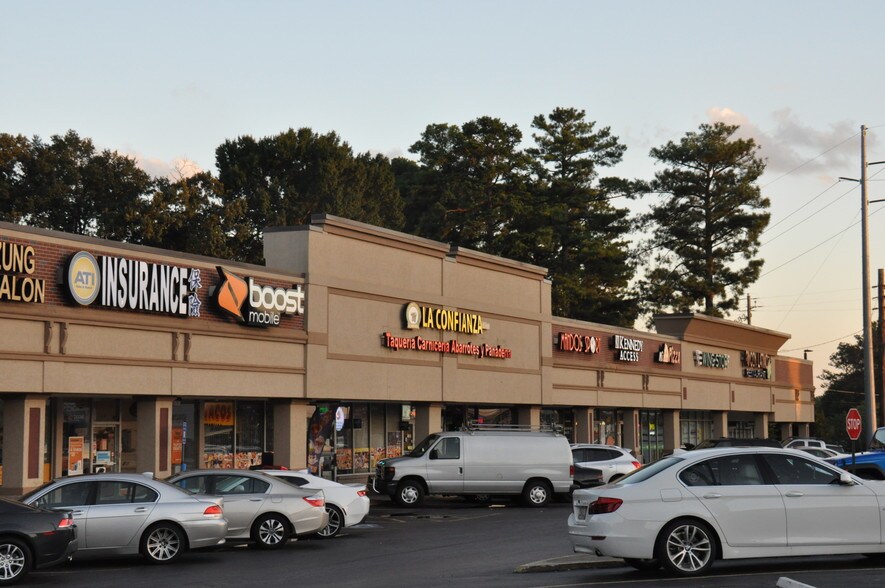 5053-5087 Buford Hwy NE, Doraville, GA à louer - Photo de l’immeuble – Image 1 sur 10