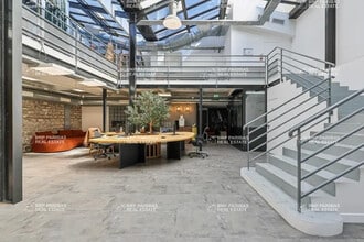 205 Rue Du Faubourg Saint-Martin, Paris à vendre Photo intérieure– Image 2 sur 17