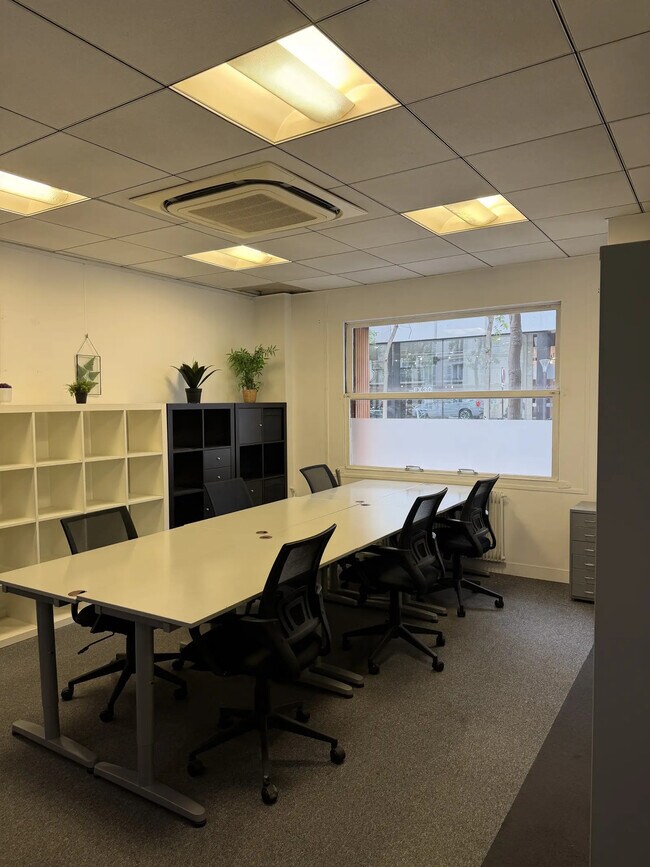 Plus de détails pour Coworking à louer