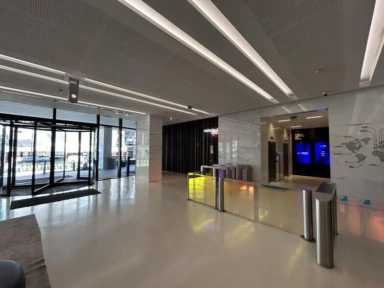 2-4 Rue Paul Vaillant-Couturier, Levallois-Perret à louer - Photo de l’immeuble – Image 3 sur 15