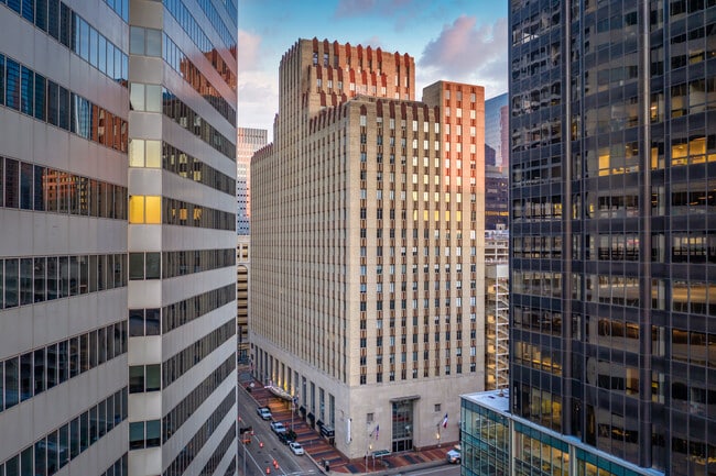 Plus de détails pour 1001 McKinney St, Houston, TX - Bureau, Local commercial à louer