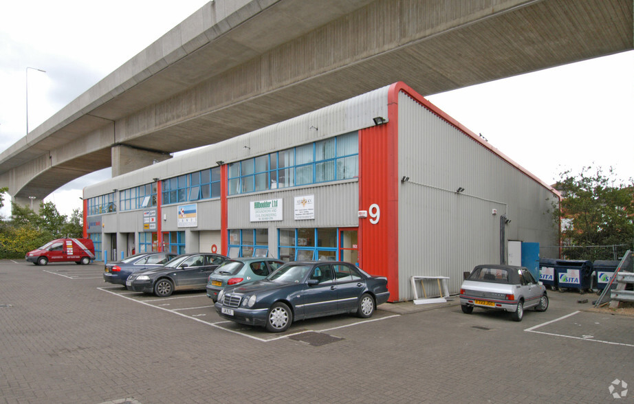 Crosshouse Rd, Southampton à louer - Photo principale – Image 1 sur 3